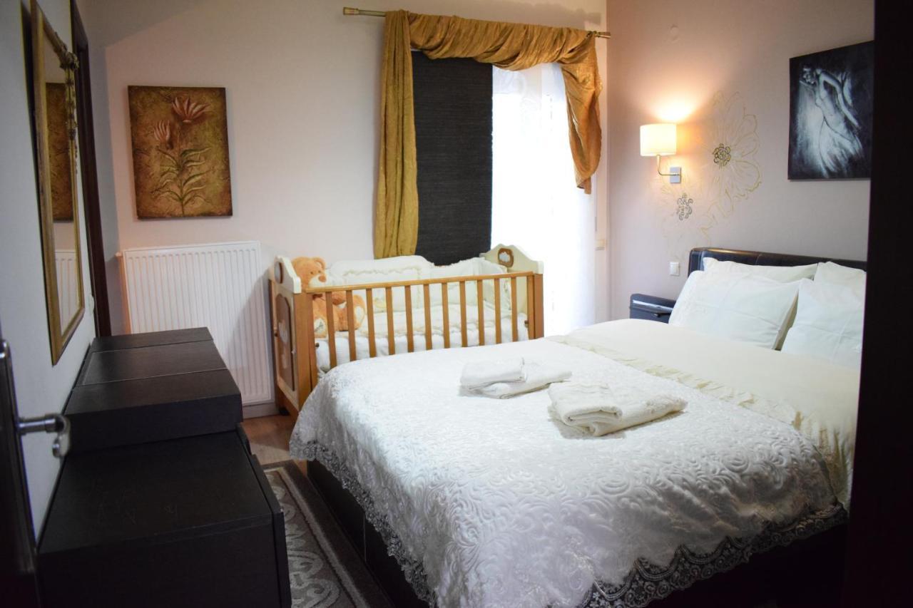 Five Stars In Trikala Apartment Екстериор снимка